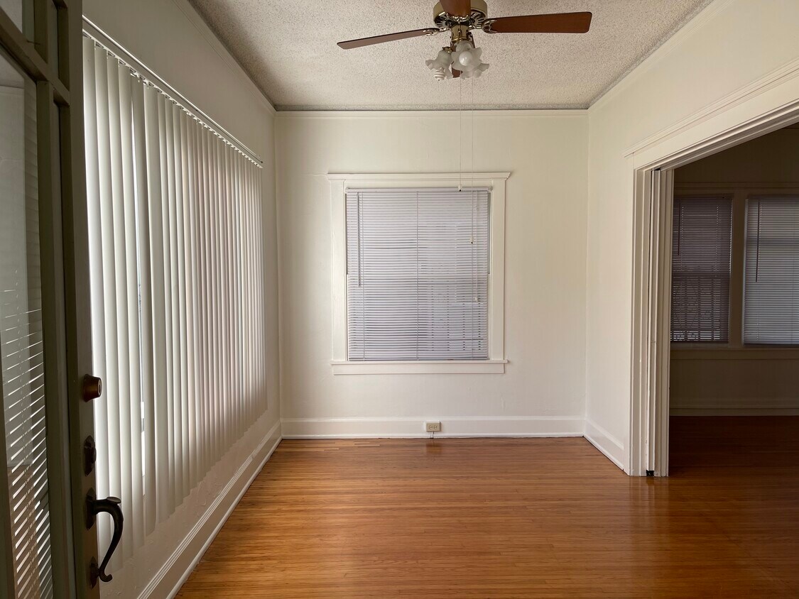 Primary Photo - 1217 E Ocean Blvd