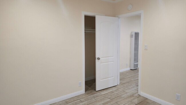 Building Photo - Single-Family 2BR Home with Garage & EV Charging