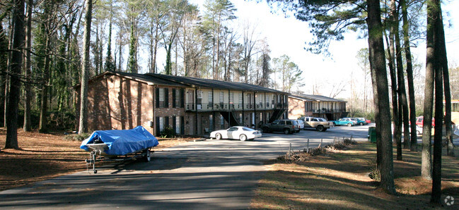 Building Photo - The Pines Apartments