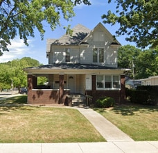 Building Photo - 810 N Coler Ave