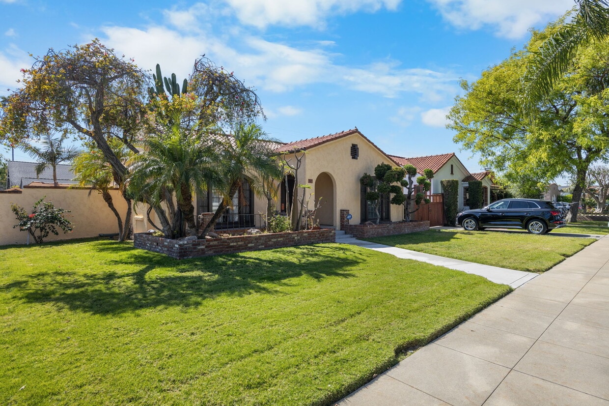 Photo - 301 N Janss St (Anaheim, CA)