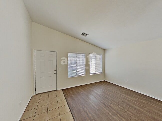 Building Photo - 1247 S Boulder Street Unit C15