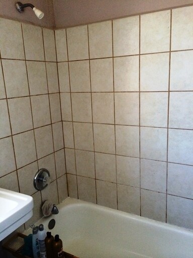 Baño - 617 Lime Ave