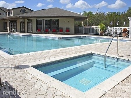 Foto del edificio - 16253 Enclave Village Dr