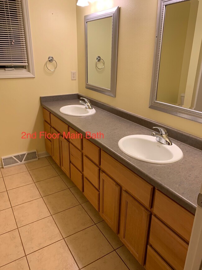 Foto del edificio - 112 Cook St