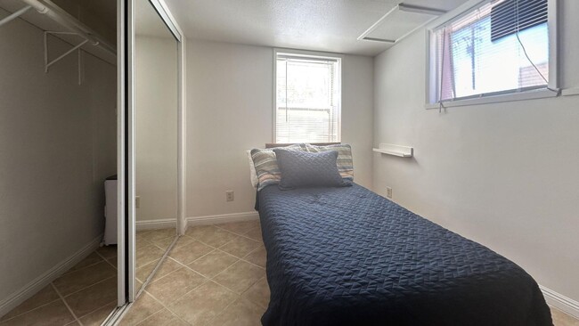 Building Photo - Cozy Studio Apartment in South Redlands!