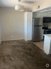 Building Photo - 4340 Sanderling Cir