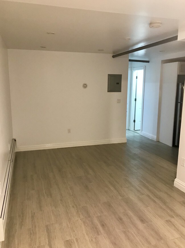 Foto del edificio - 68 E 54th St
