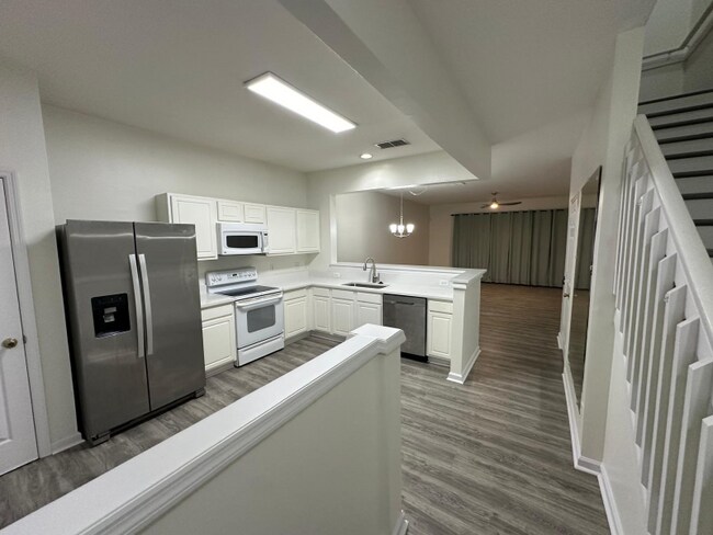 Foto del edificio - 1544 Florentino Ln
