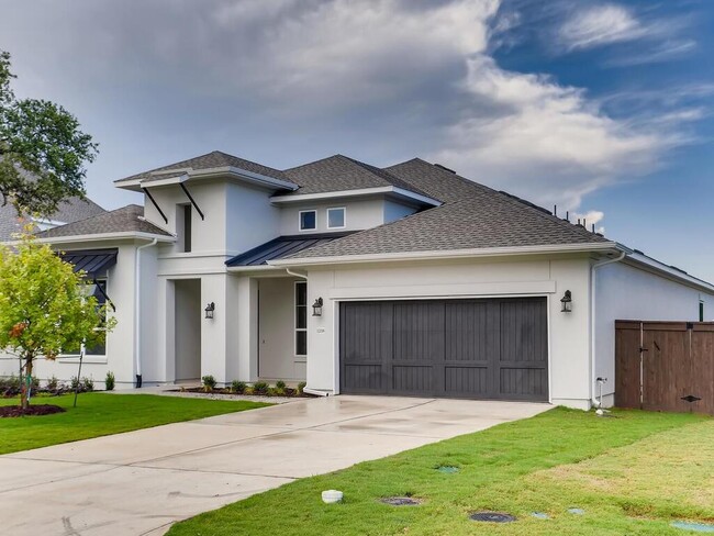 Building Photo - 12016 Mesa Verde Dr