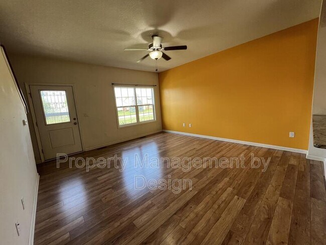 Foto del edificio - 5891 Marble Cir