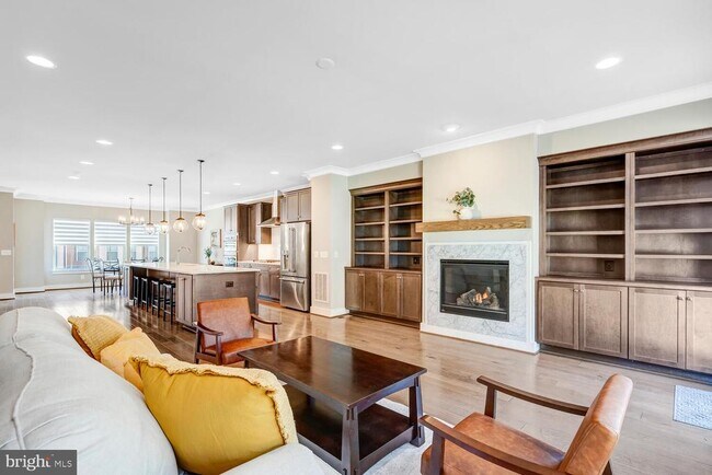 Building Photo - 7770 Belvale Dr