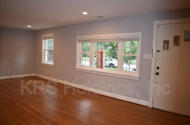Building Photo - 4508 Wythe Ave