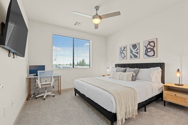 Foto del edificio - 711 W Broadway Rd