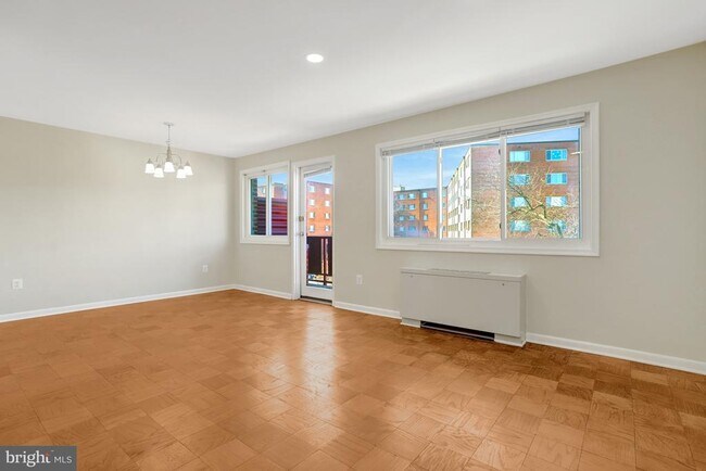 Foto del edificio - 1830 Columbia Pike