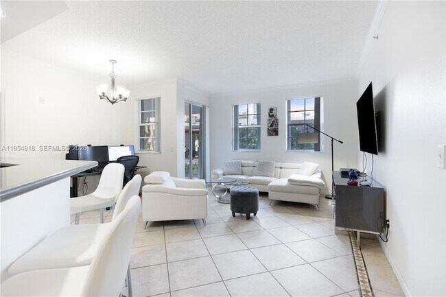 Foto del edificio - 3105 NE 184th St