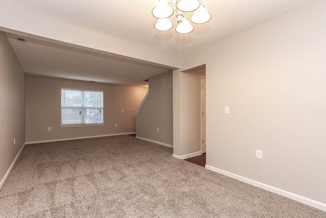 Building Photo - 4529 Woodland Ct