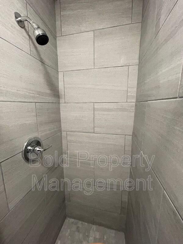 Foto del edificio - 503 King St