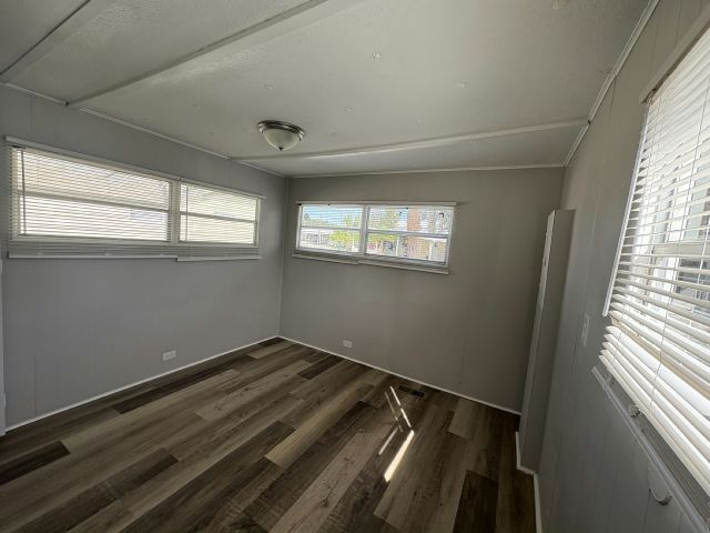 Foto del edificio - 2850 New Tampa Hwy