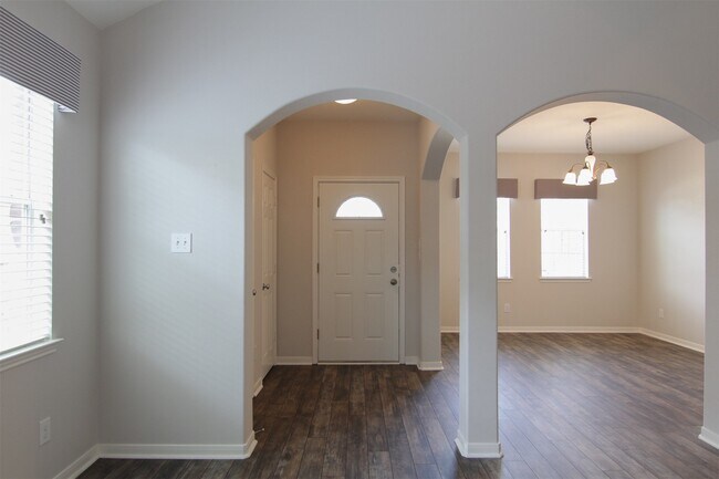 Foto del edificio - 15010 Sun Glaze Dr