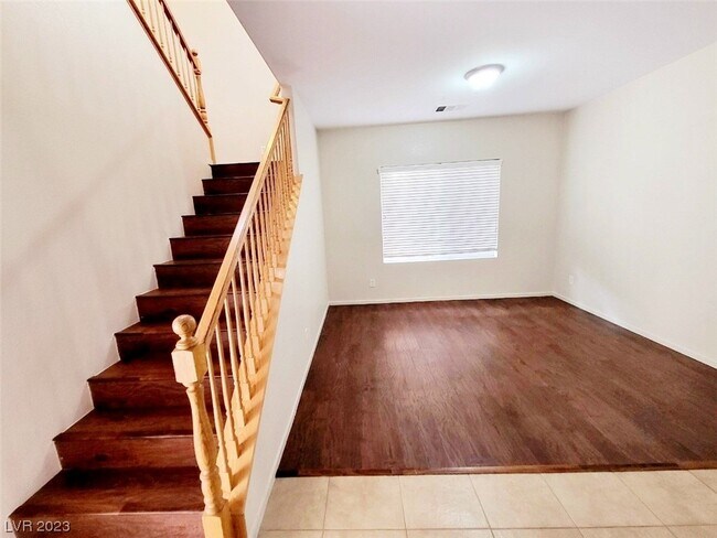 Foto del edificio - 11240 Woodland Violet Ave