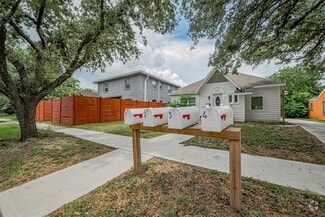 Building Photo - 1511 Scharpe St