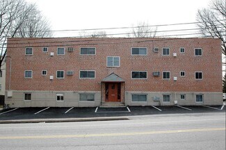 Building Photo - 45-47-47 Media Line Rd