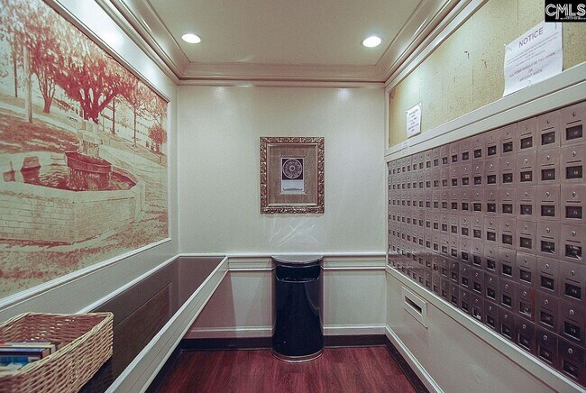 Foto del edificio - 2 Bedroom 1 Bathroom with Washer/Dryer