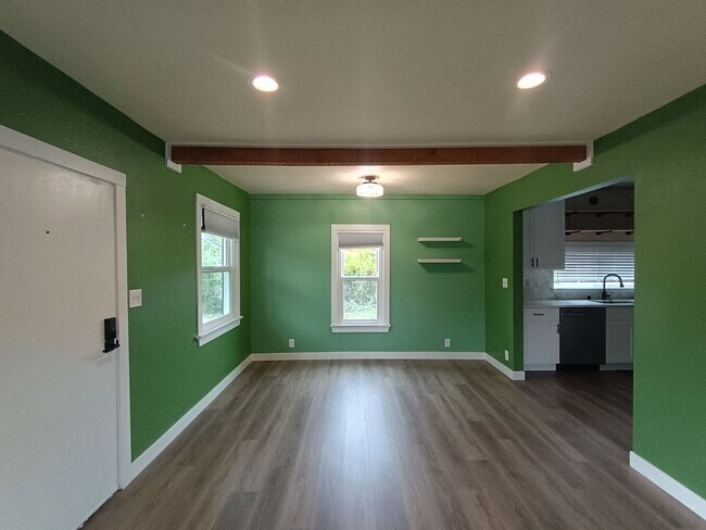 Foto del edificio - 2931 Perry Ave NE