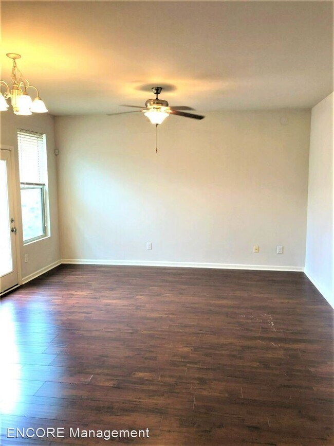 Building Photo - 4 br, 2.5 bath House - 505 Tulip Lane