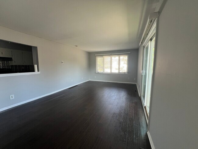 Foto del edificio - 183 Livingston Pl