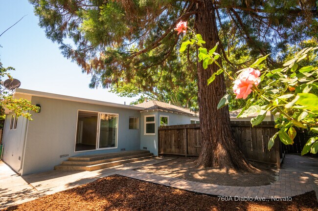 Building Photo - 760 Diablo Ave