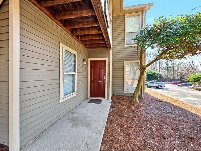 Foto del edificio - 1702 Country Park Dr