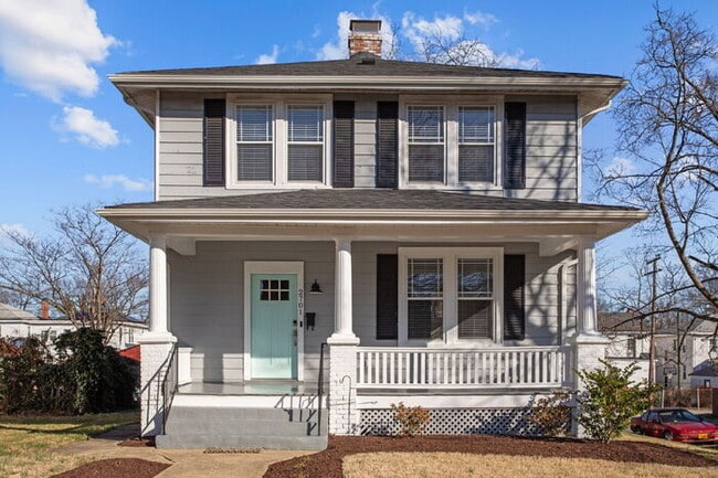 Updated 1920s Colonial in Northside – 3 Bed, 4 Bath – Available Now – $3,000/mo - Updated 1920s Colonial in Northside – 3 Bed, 4 Bath – Available Now – $3,000/mo House