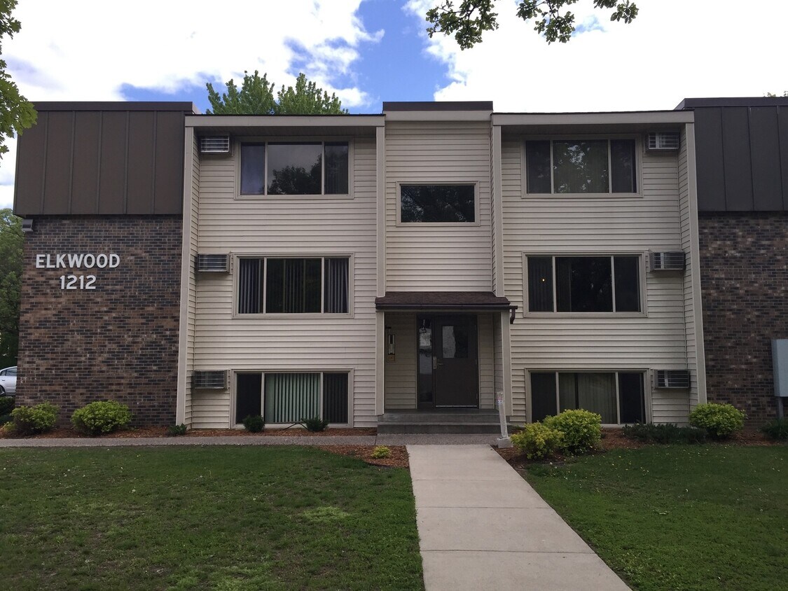 Primary Photo - Two Bedroom, One Bathroom