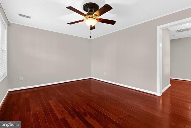 Building Photo - 333 Magothy Beach Rd