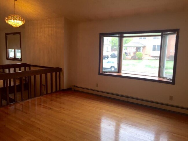 Building Photo - 90 W Emerson St