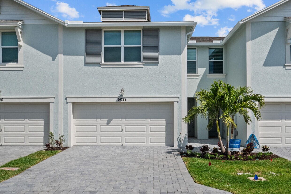 5622 SE Edgewater Cir, Stuart, FL 34997 Townhome Rentals in Stuart FL