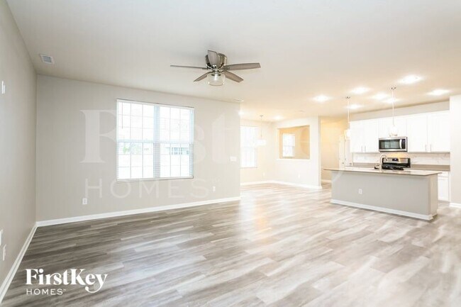 Foto del edificio - 6640 Harvest Moon Ln