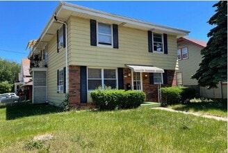 Building Photo - 2627 W Becher St