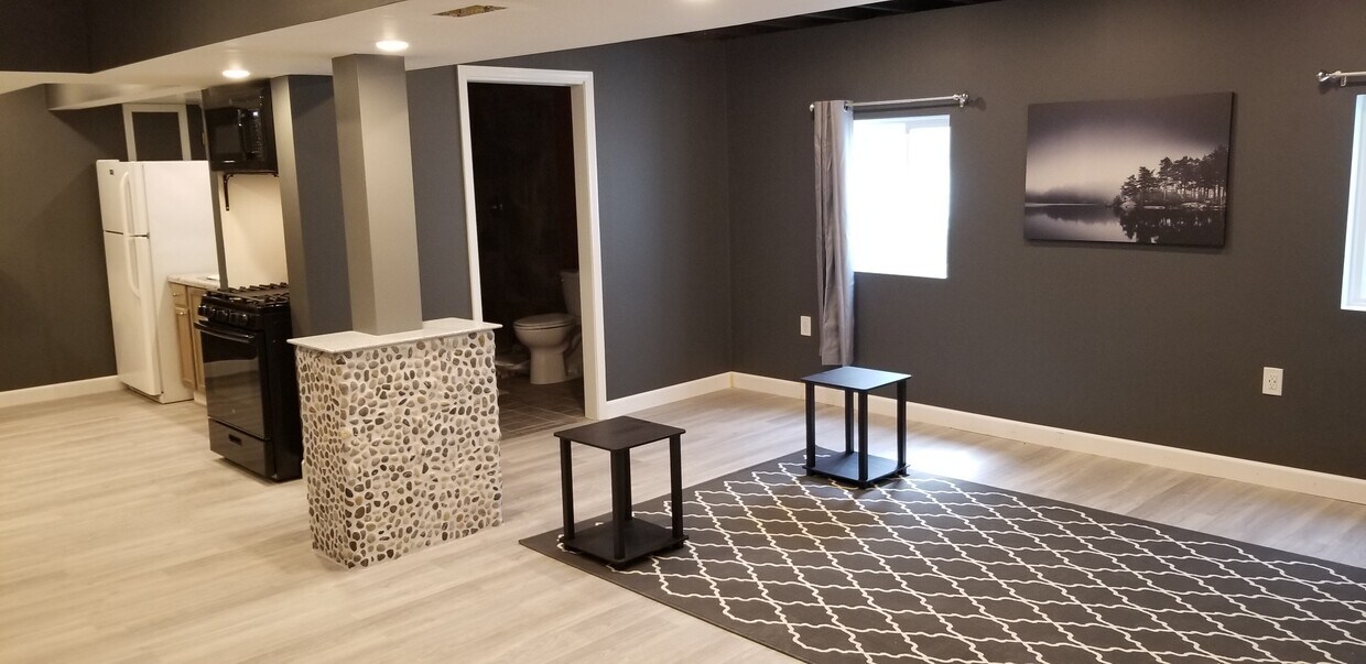 2356 Prescott Dr, Montgomery, IL 60538 Apartments in Montgomery, IL