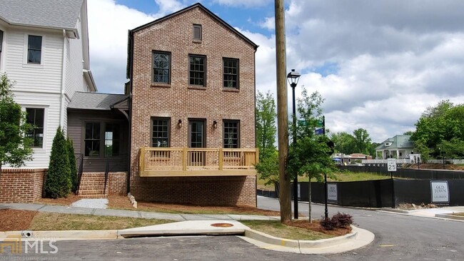 Building Photo - 130 1st Ave NW