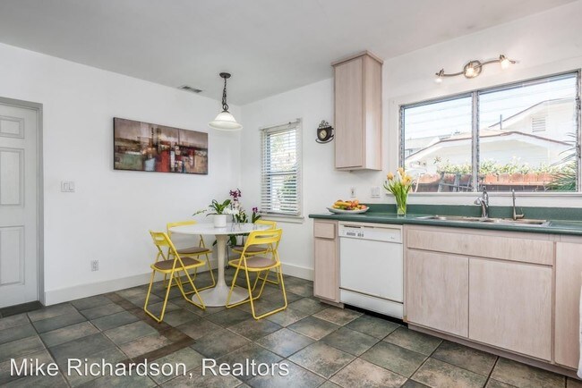 Foto del edificio - 328 W Pedregosa St