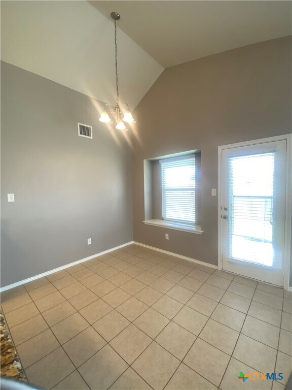 Building Photo - 6110 Suellen Ln