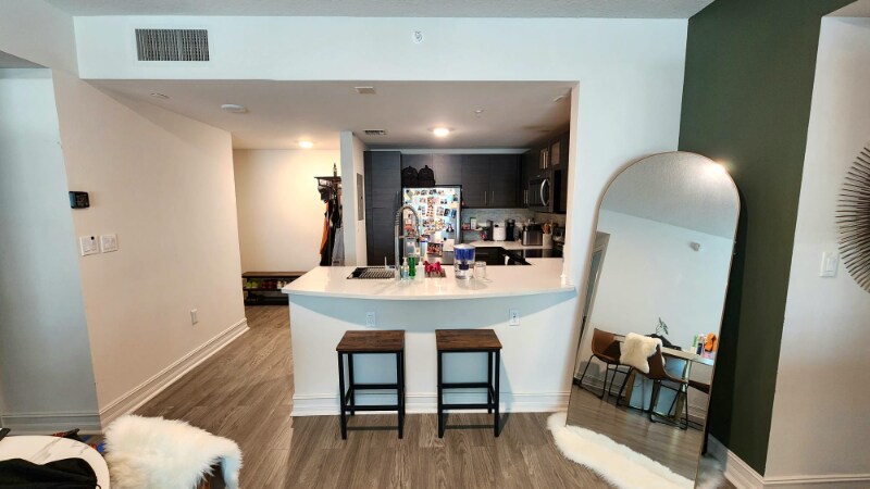 Foto principal - 48 SW 10th St