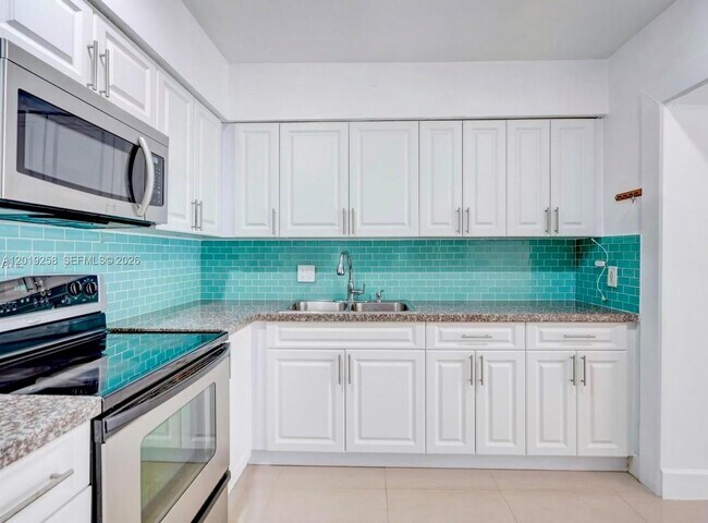 Foto del edificio - 9494 SW 39th St