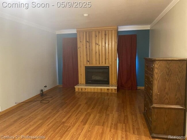 Building Photo - 21039 Danbury St