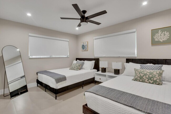 Foto del edificio - 755 S Rainbow Dr