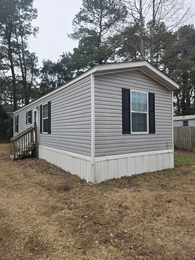 Building Photo - 111 Merrywood Dr