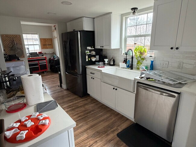 Foto del edificio - 4805 Brook Creek Cove